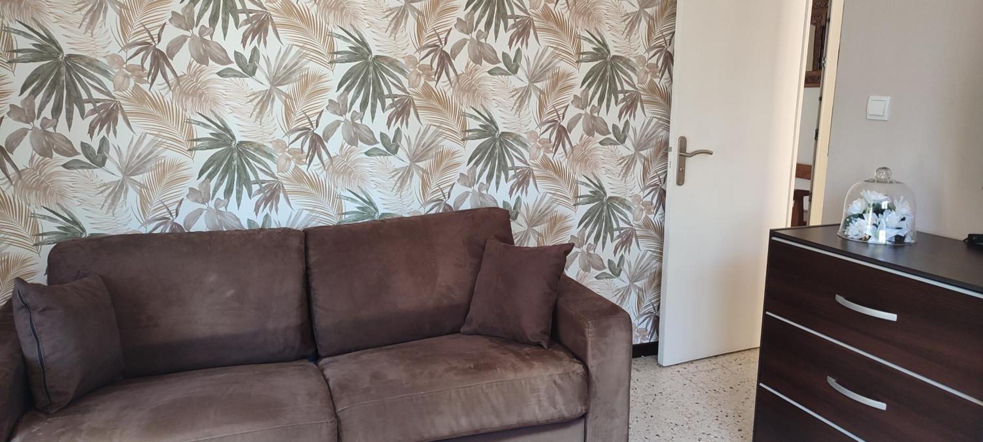 Maison T2 Avec Petit Jardin Dans Impasse Calme